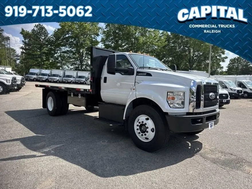 2024 Ford F-650 SuperCab photo 1