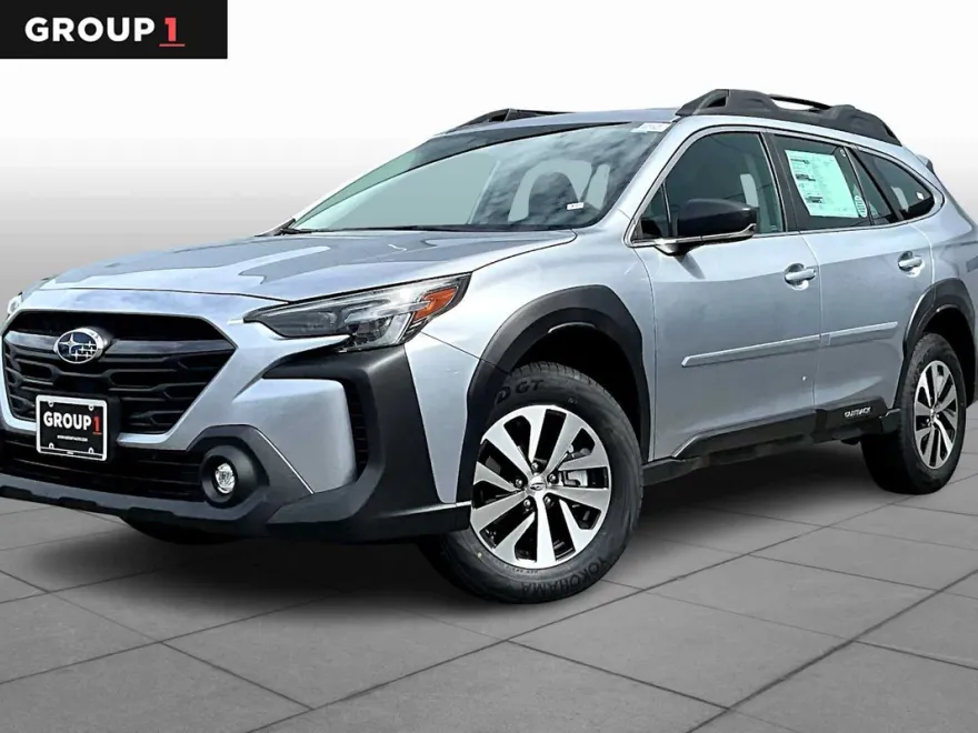 2025 Subaru Outback Base photo 1