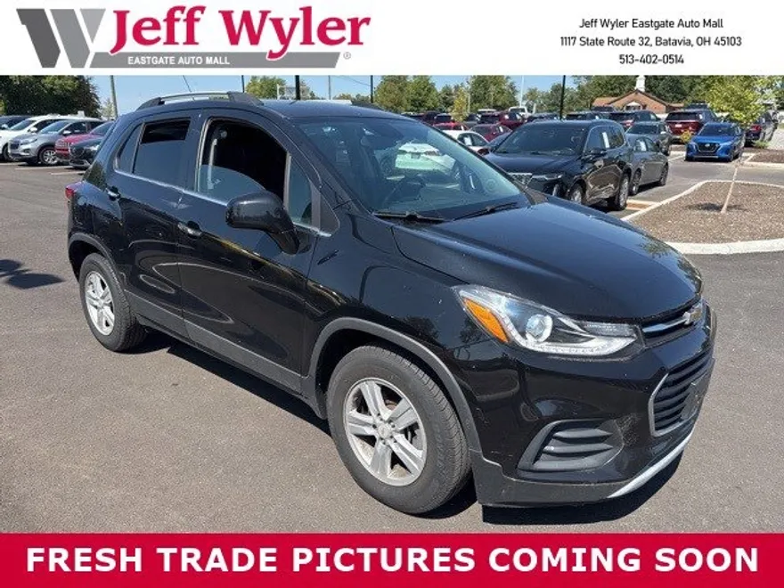 2020 Chevrolet Trax LT photo 1