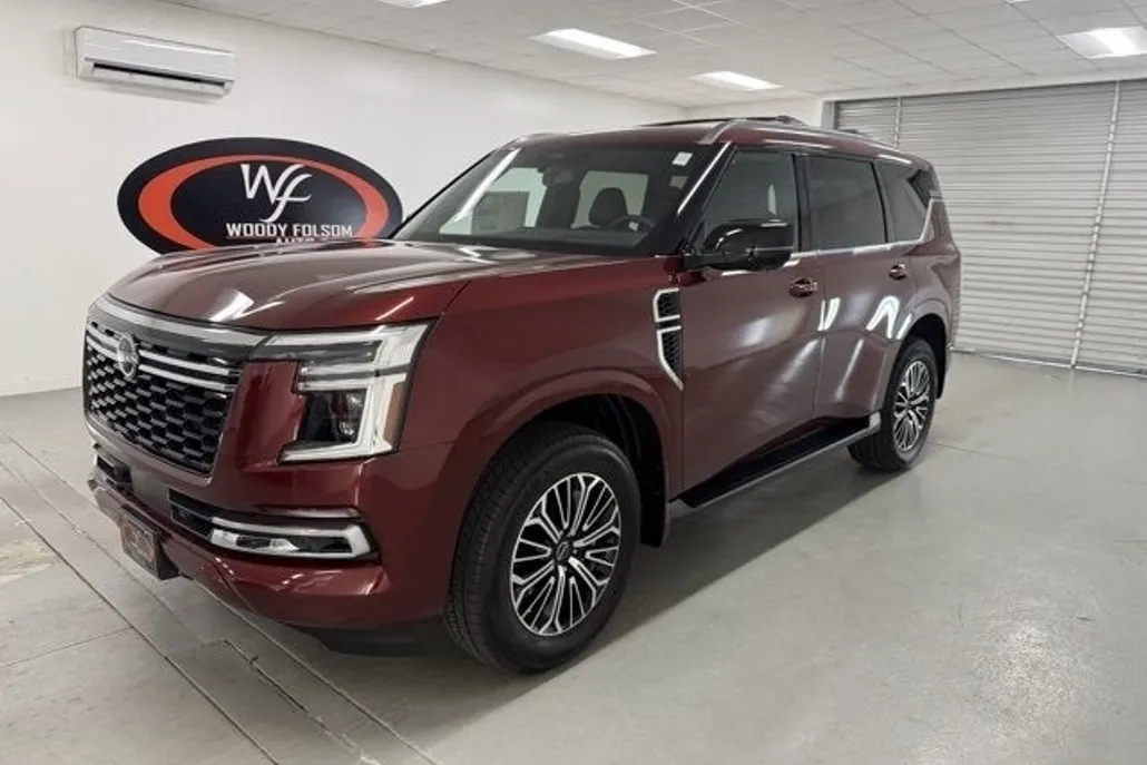 2025 Nissan Armada SL photo 1