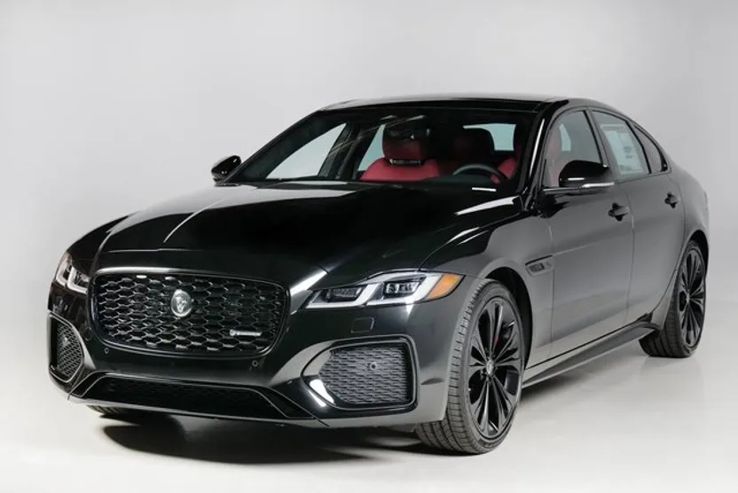 2024 Jaguar XF R-Dynamic SE photo 1