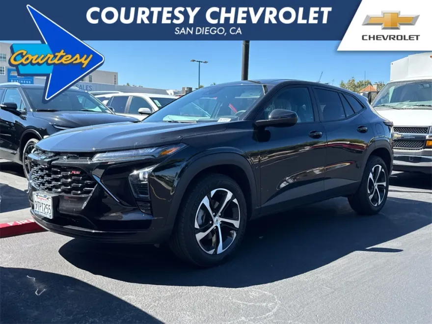 2025 Chevrolet Trax photo 1