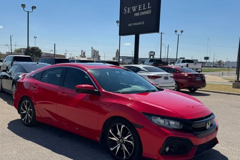 2018 Honda Civic Si photo 1