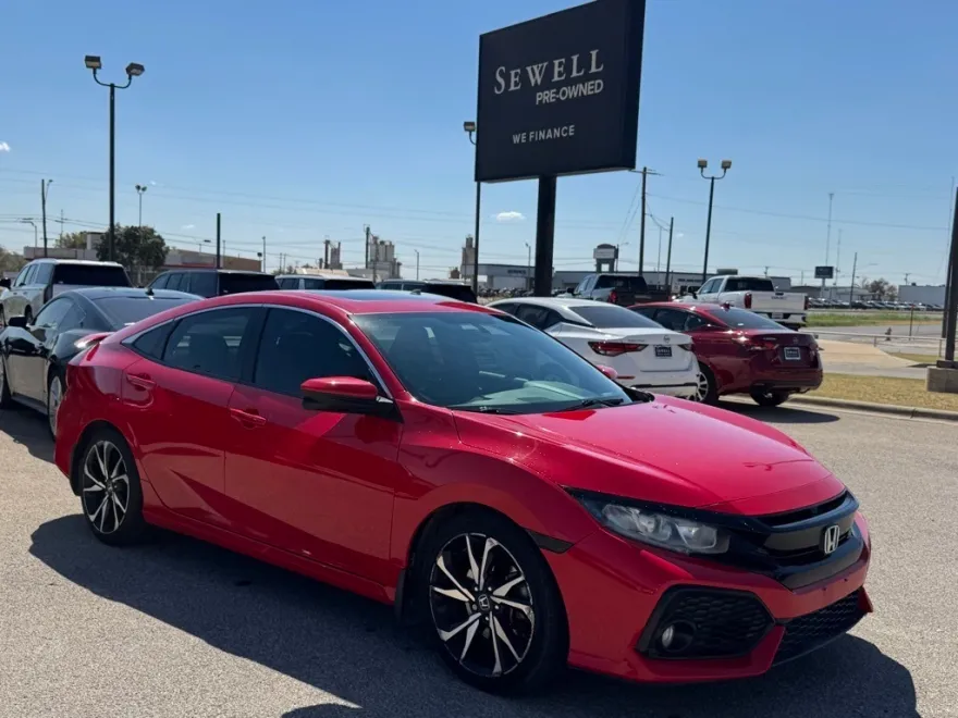 2018 Honda Civic Si photo 1