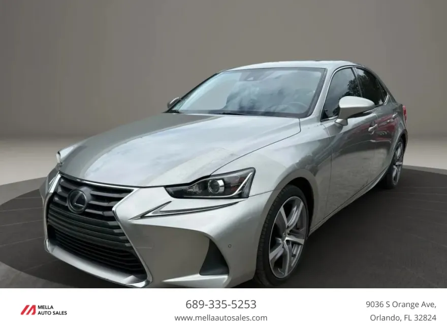 2018 Lexus IS 300 photo 1