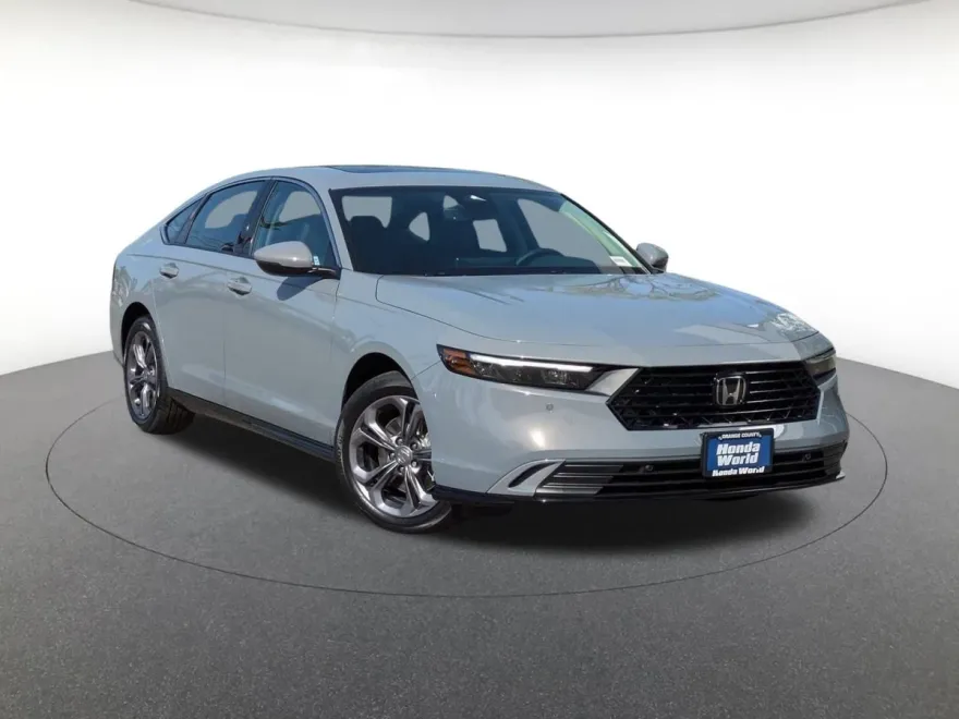 2025 Honda Accord Hybrid EX-L photo 1