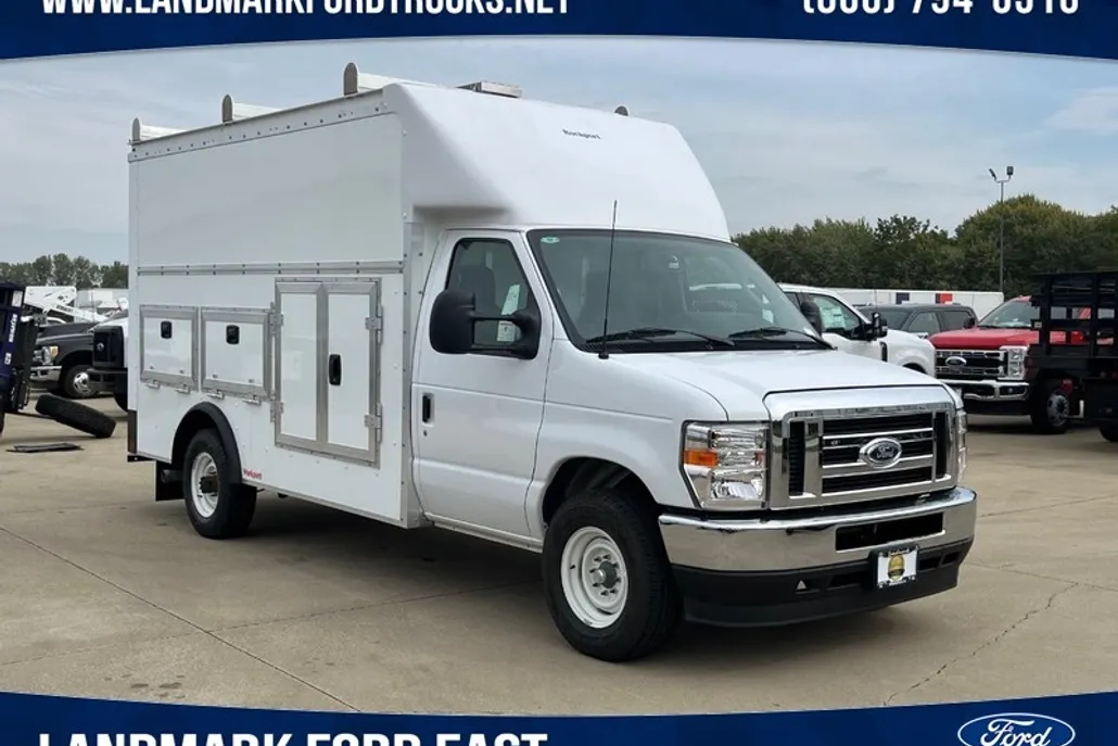 2024 Ford E-350 photo 1