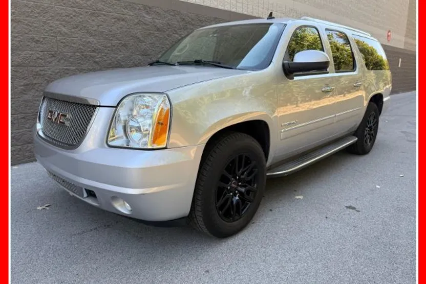 2013 Gmc Yukon XL 1500 Denali photo 1