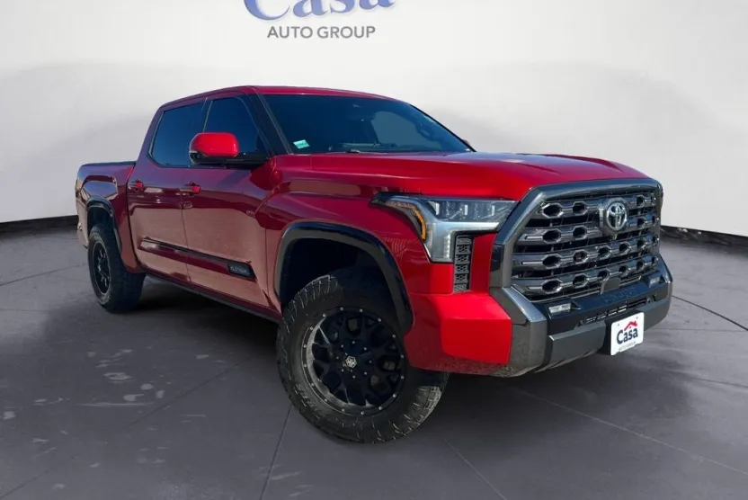 2022 Toyota Tundra Platinum photo 1