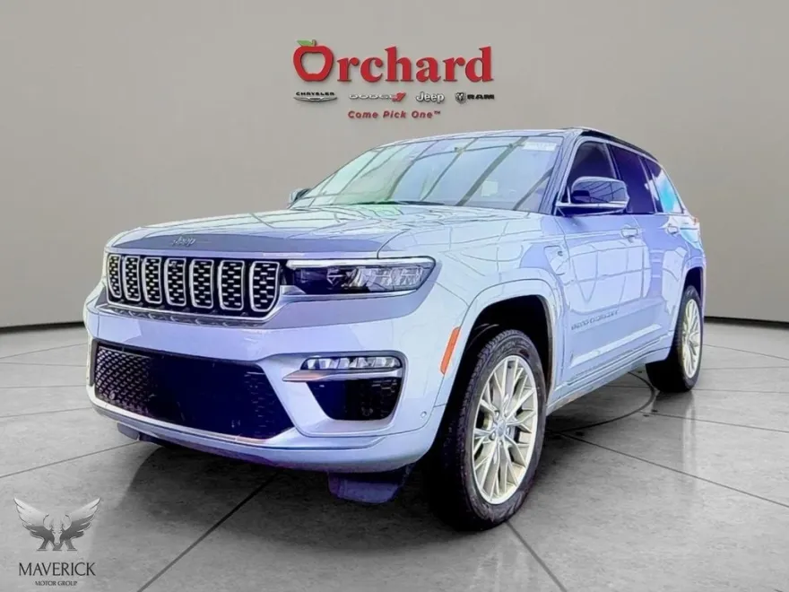 2022 Jeep Cherokee Summit 4xe photo 1
