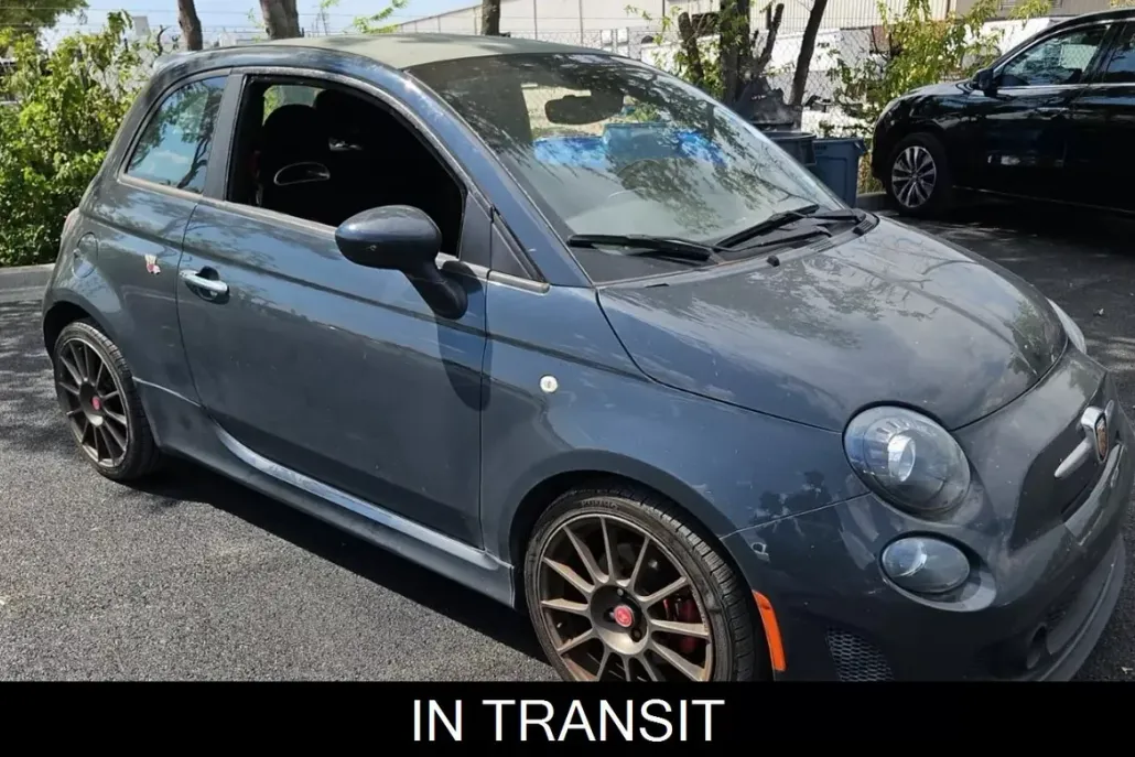 2017 Fiat 500 Abarth photo 1