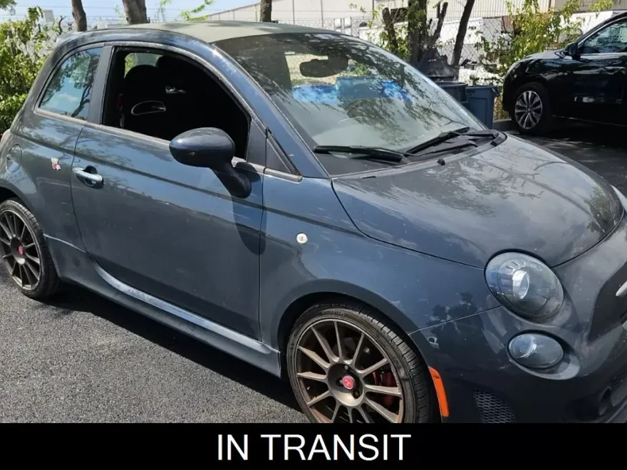 2017 Fiat 500 Abarth photo 1