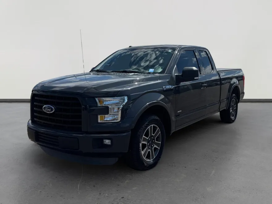 2016 Ford F-150 XLT photo 1