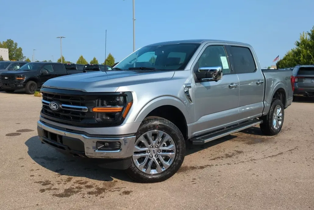2024 Ford F-150 XLT photo 1