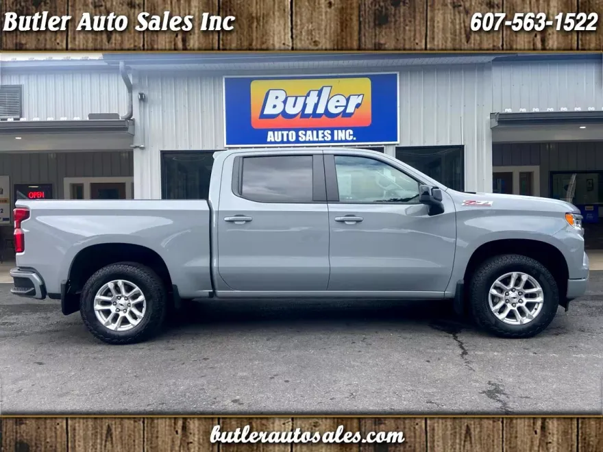 2024 Chevrolet Silverado 1500 RST photo 1