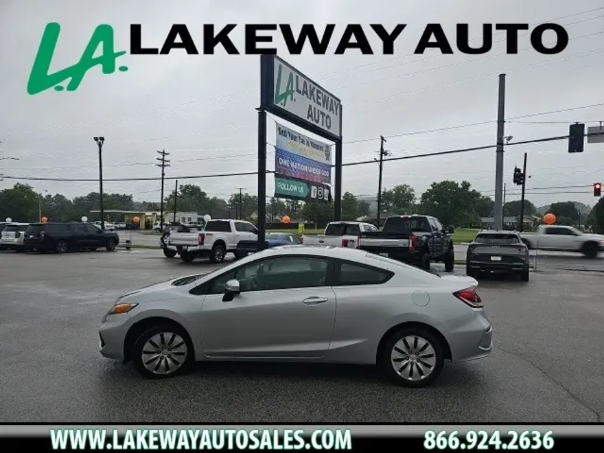 2015 Honda Civic LX photo 1