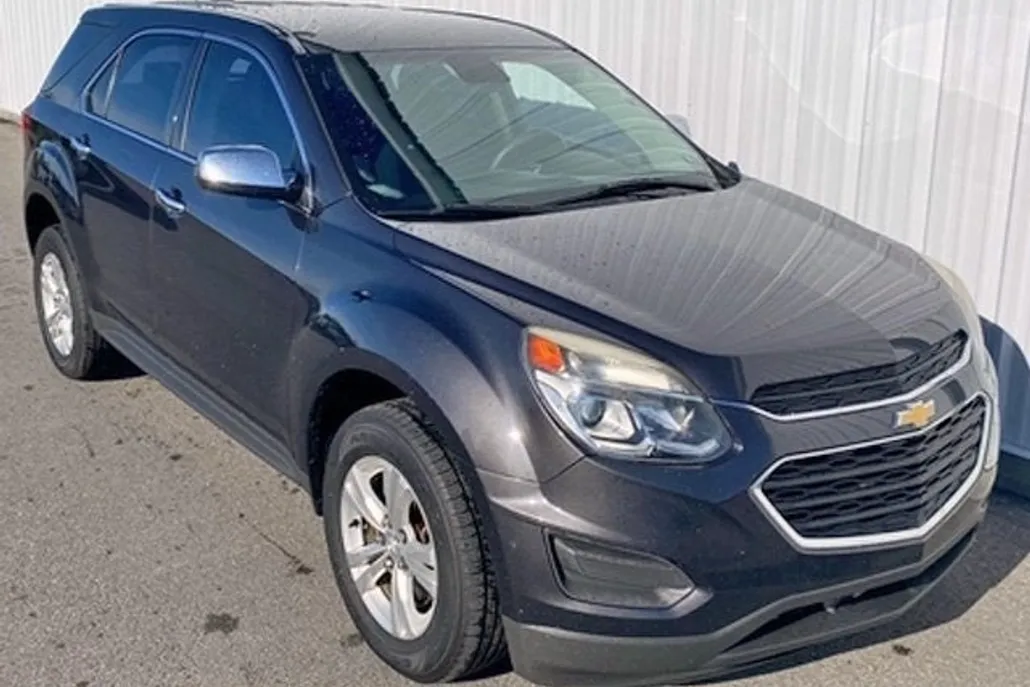 2016 Chevrolet Equinox LS photo 1