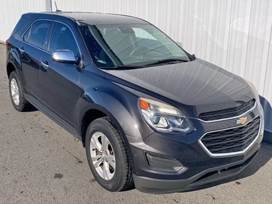 2016 Chevrolet Equinox LS photo 1