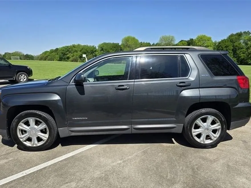 2017 Gmc Terrain SLE photo 1