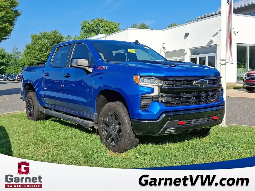 2024 Chevrolet Silverado 1500 LT Trail Boss photo 1