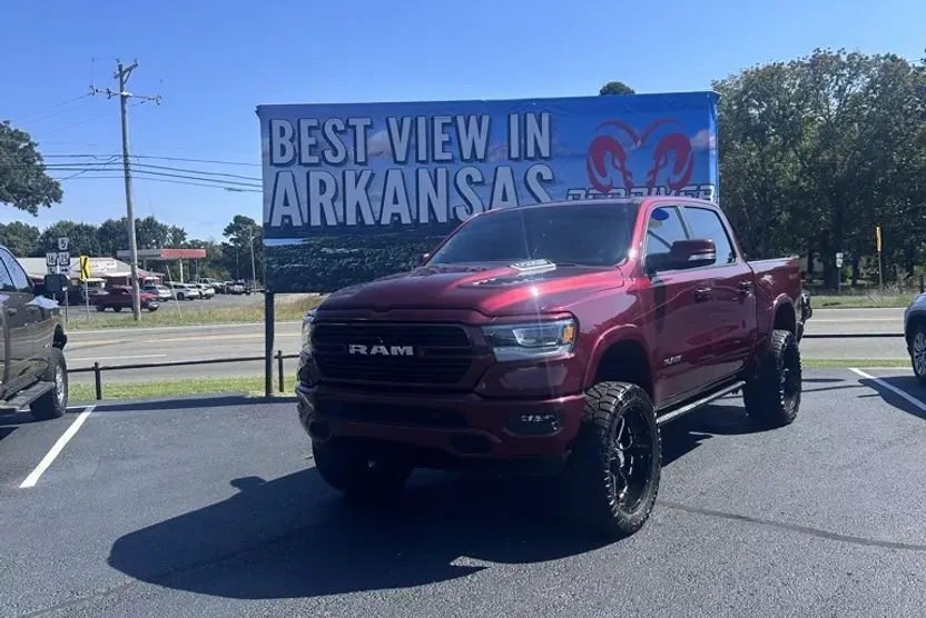 2020 Ram 1500 Laramie photo 1