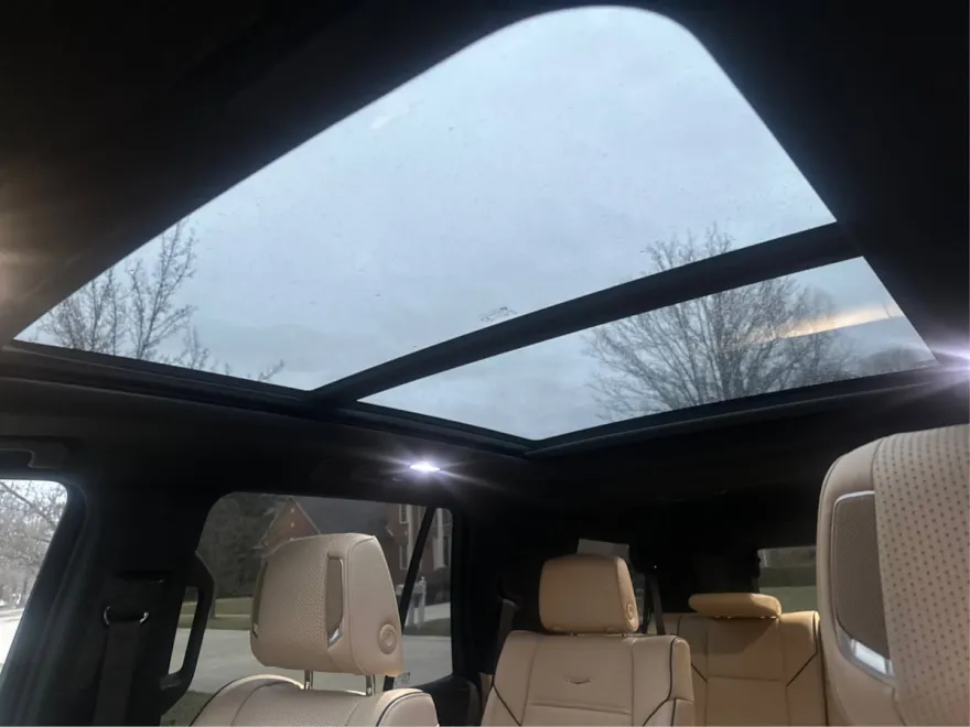 2021 Cadillac Escalade Premium Luxury photo 20