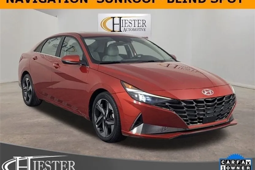 2022 Hyundai Elantra Limited photo 1