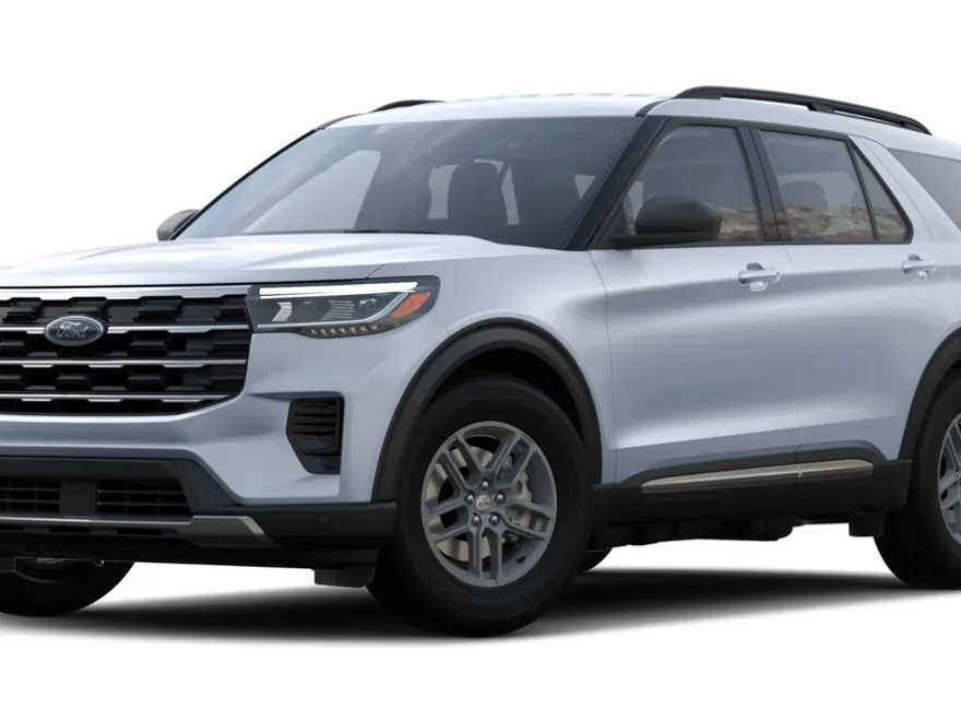 2025 Ford Explorer photo 1