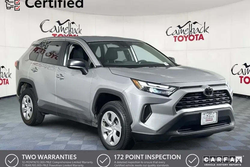 2024 Toyota RAV4 LE photo 1
