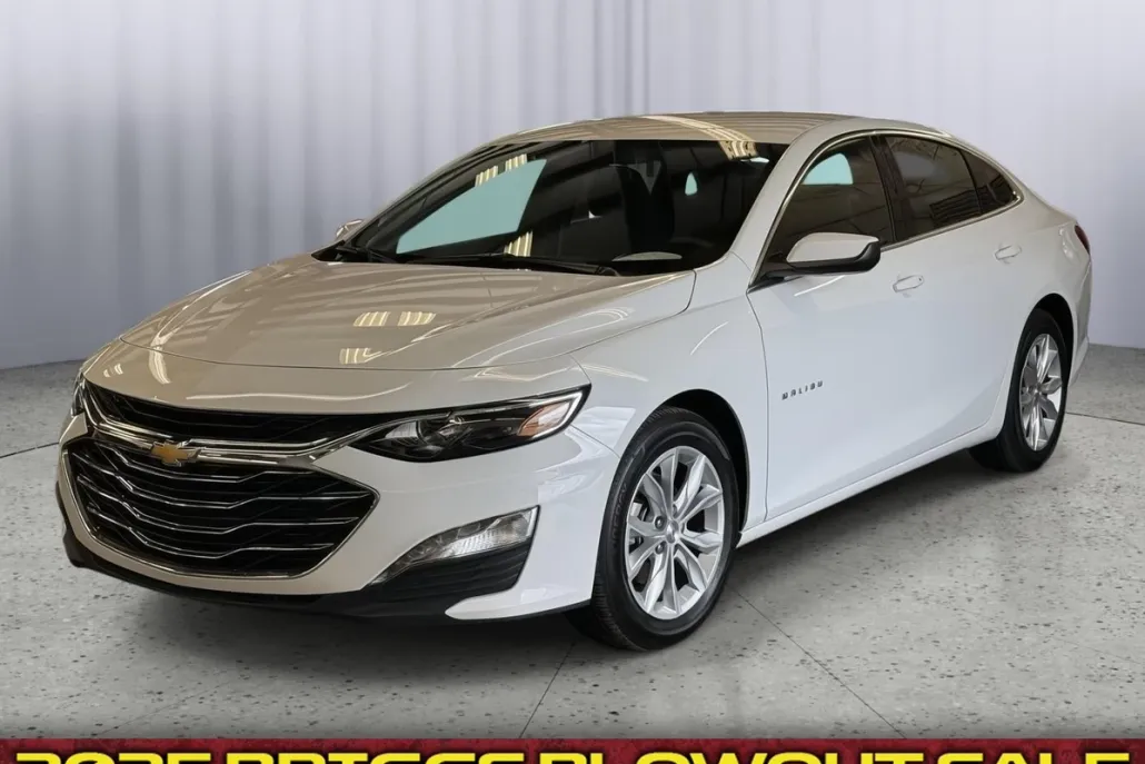 2025 Chevrolet Malibu 1LT photo 1