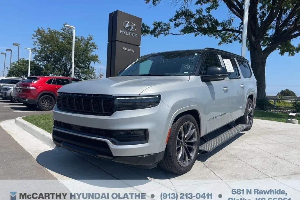2024 Jeep Grand Wagoneer L III Obsidian photo 1