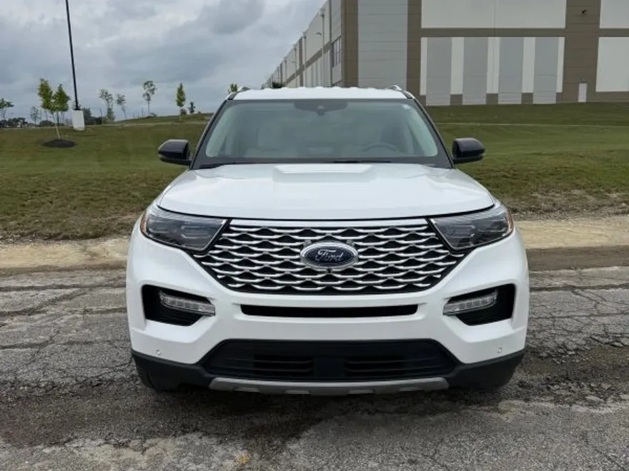 2023 Ford Explorer Platinum photo 1