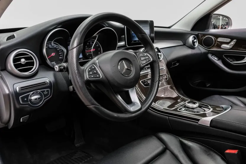 2017 Mercedes Benz C 300 4MATIC Sedan Luxury photo 1