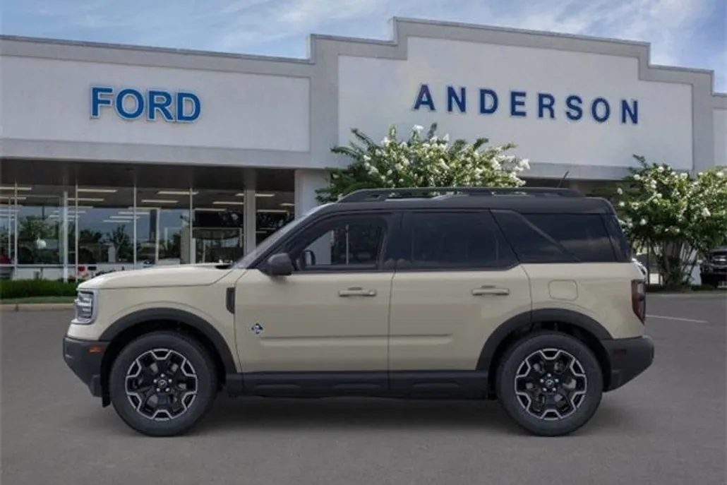 2025 Ford Bronco Sport Outer Banks photo 1