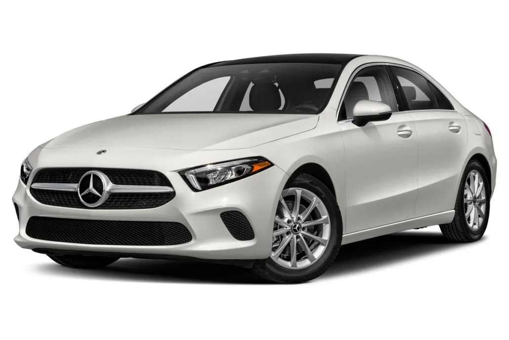 2022 Mercedes Benz A 220 photo 1