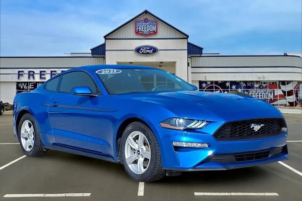 2021 Ford Mustang photo 1