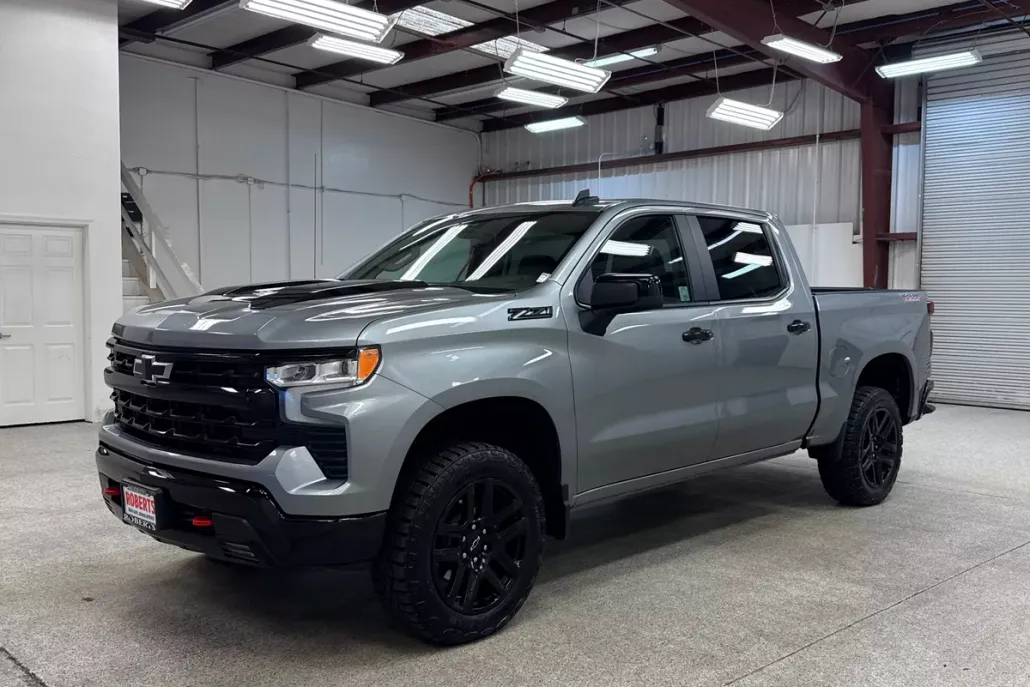 2024 Chevrolet Silverado 1500 LT Trail Boss photo 1