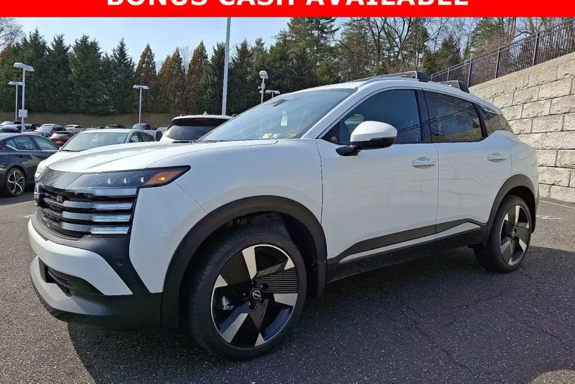 2025 Nissan Kicks SR photo 1
