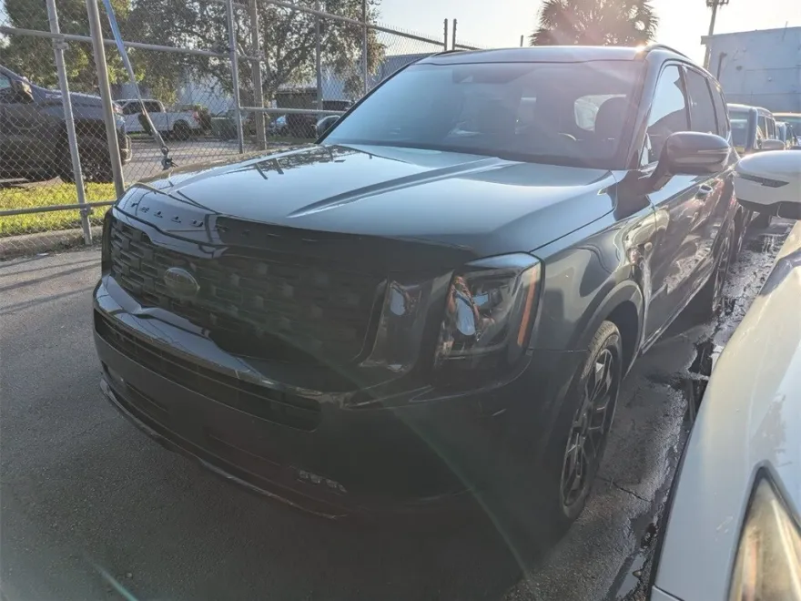 2021 Kia Telluride SX photo 1