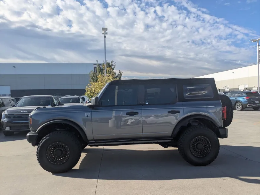 2022 Ford Bronco Big Bend photo 1