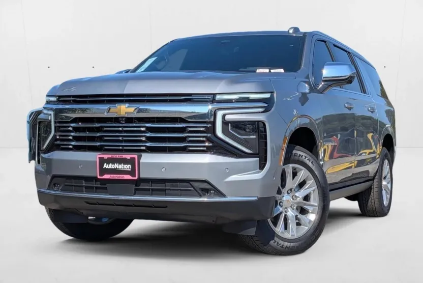 2025 Chevrolet Suburban Premier photo 1