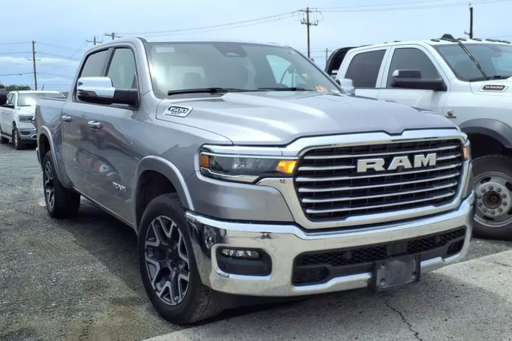 2025 Ram 1500 Laramie photo 1