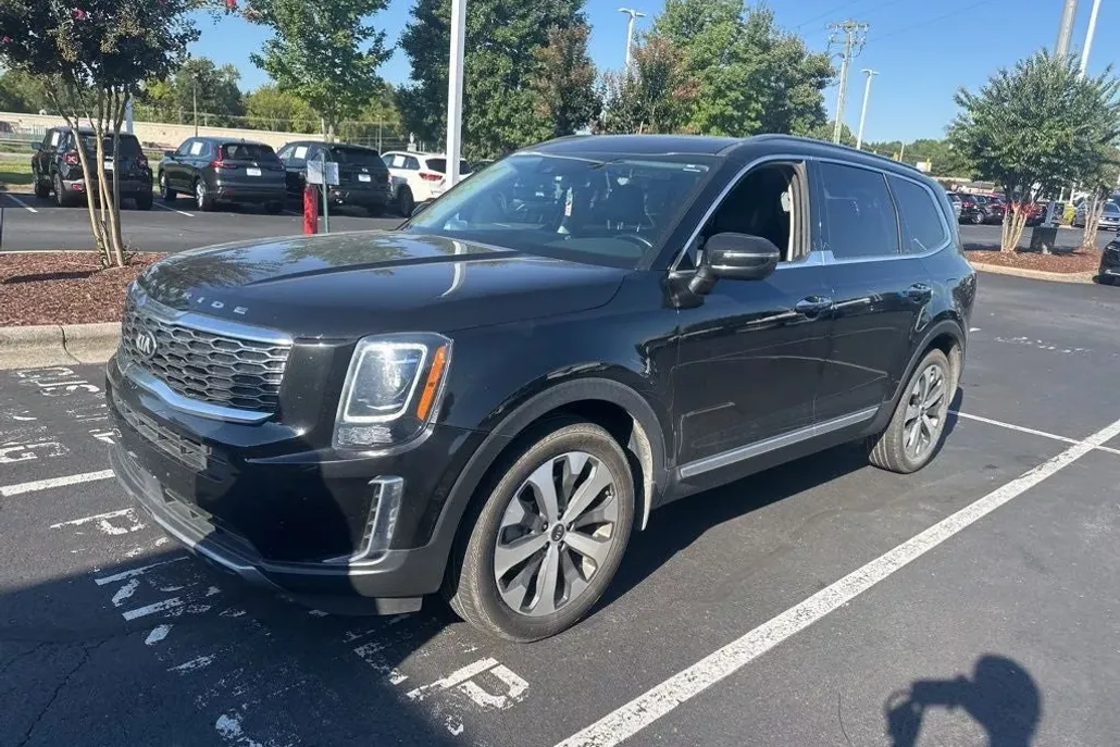 2021 Kia Telluride S photo 1