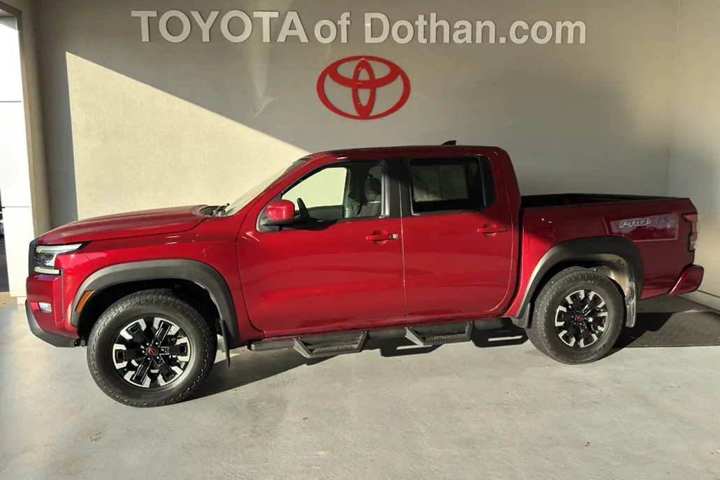 2023 Nissan Frontier PRO-4X photo 1