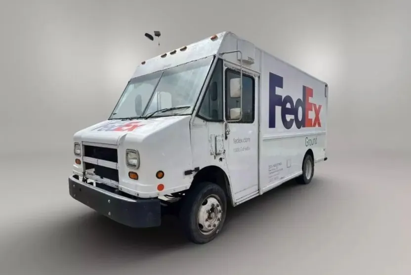 1998 Freightliner MT 45 Chassis photo 1