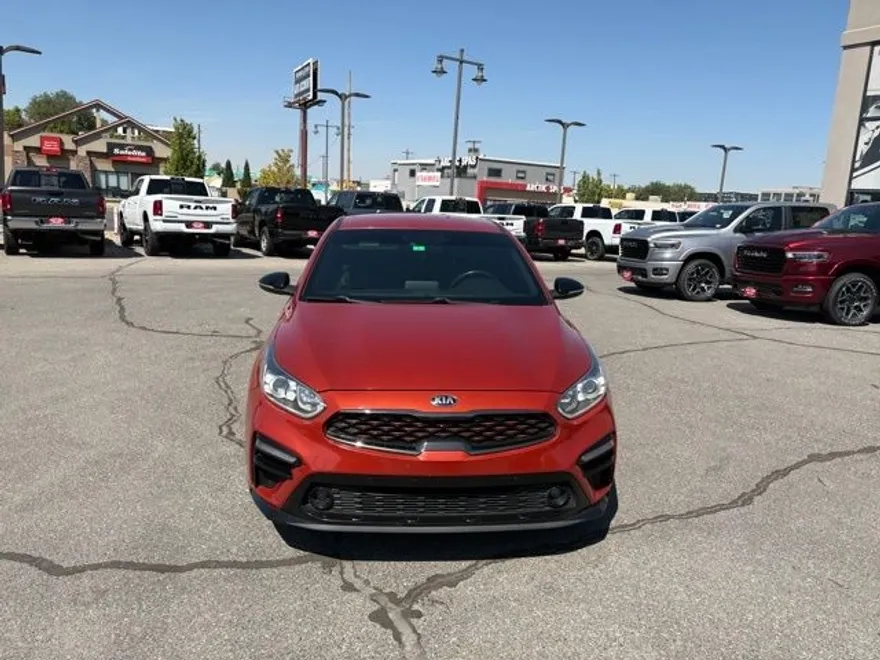 2020 Kia Forte GT-Line photo 1