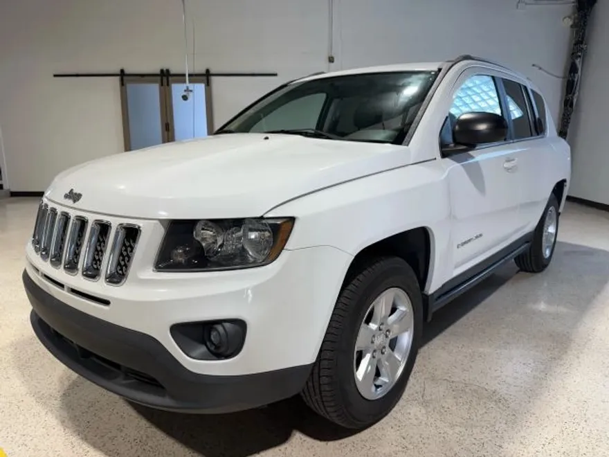2015 Jeep Compass Sport photo 1