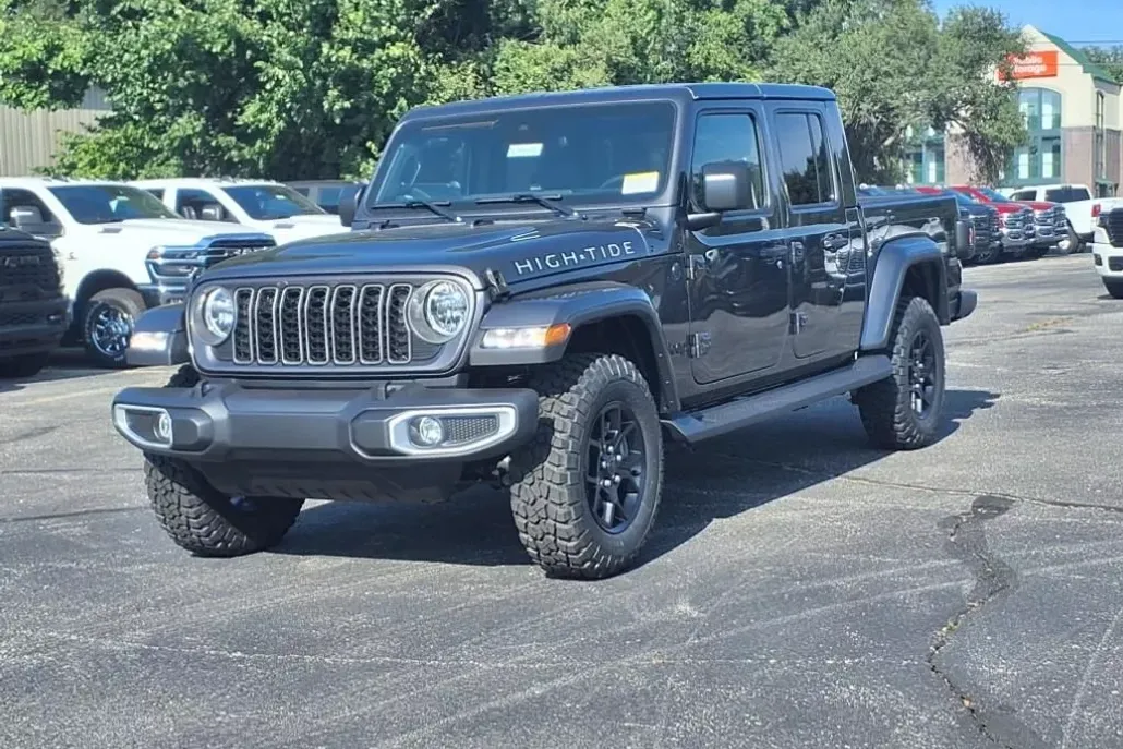 2025 Jeep Gladiator Sport photo 1