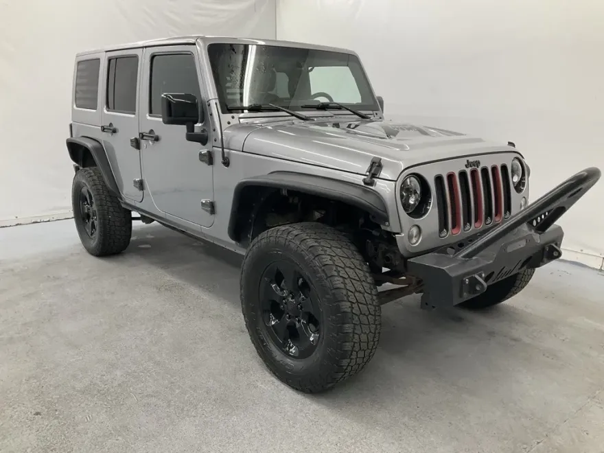2015 Jeep Wrangler Unlimited Sahara Altitude photo 1