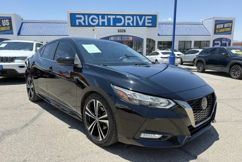 2020 Nissan Sentra SR photo 1